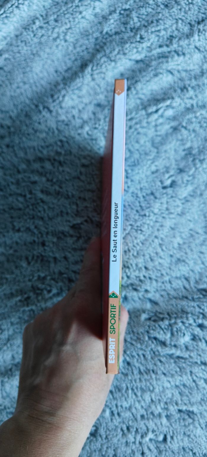 Livre Le saut en longueur - photo numéro 4