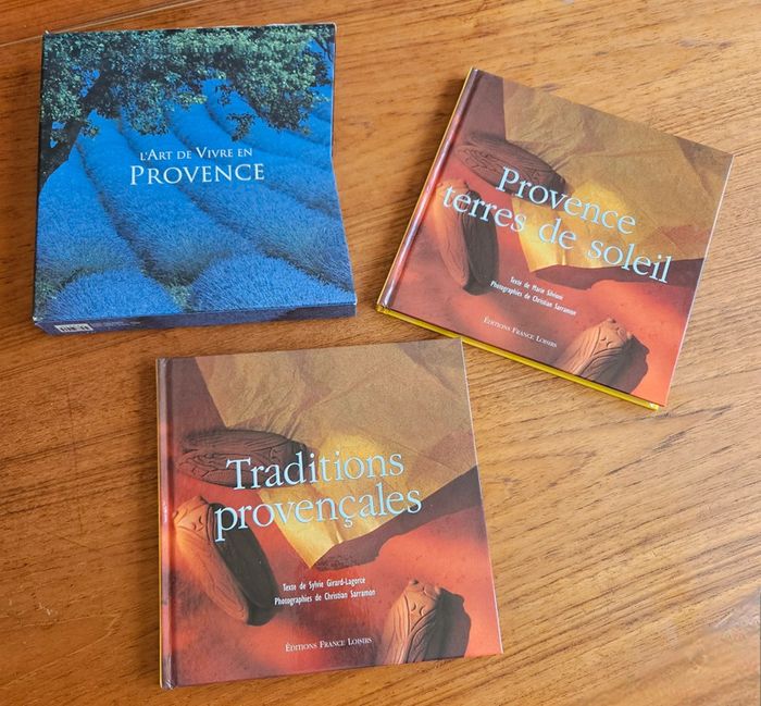 Coffret "L'art de vivre en Provence".
Comprenant 2 livres