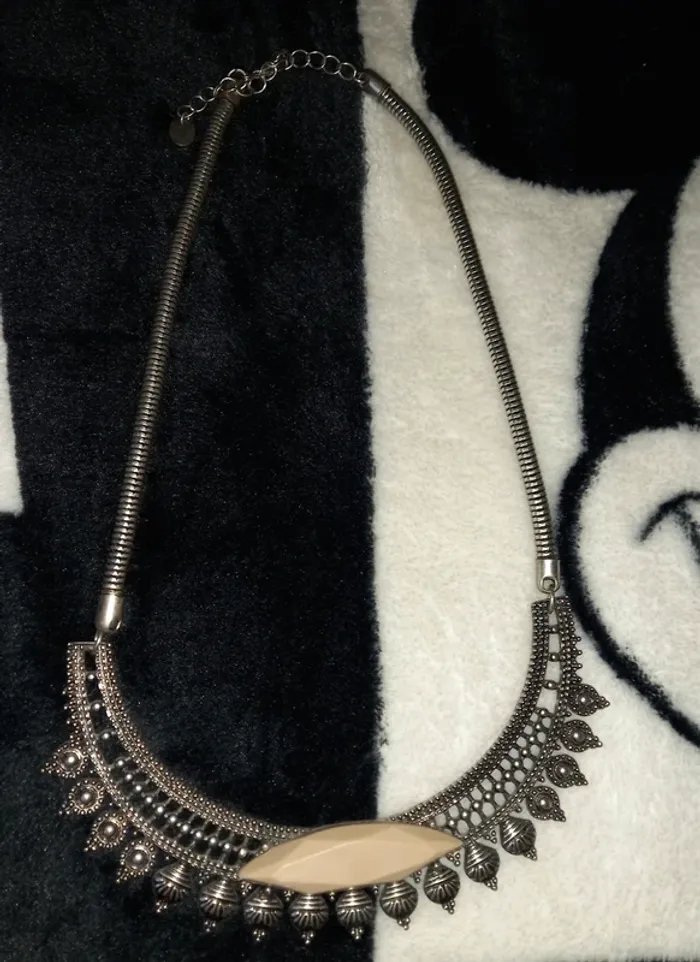 Collier