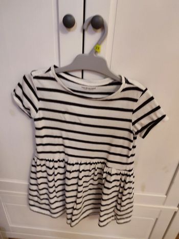 Robe manches courtes