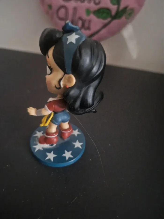 Figurine Wonder woman - photo numéro 3