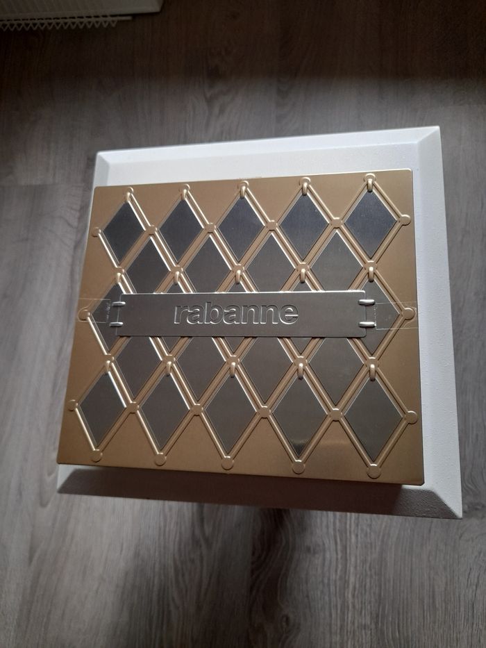 Coffret métal vide  Paco Rabanne parfum One Million
