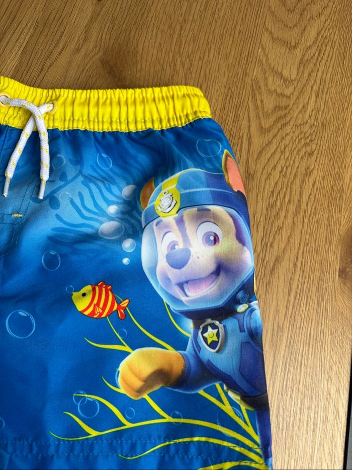 Short de bain garçon taille 110/116 - photo numéro 3