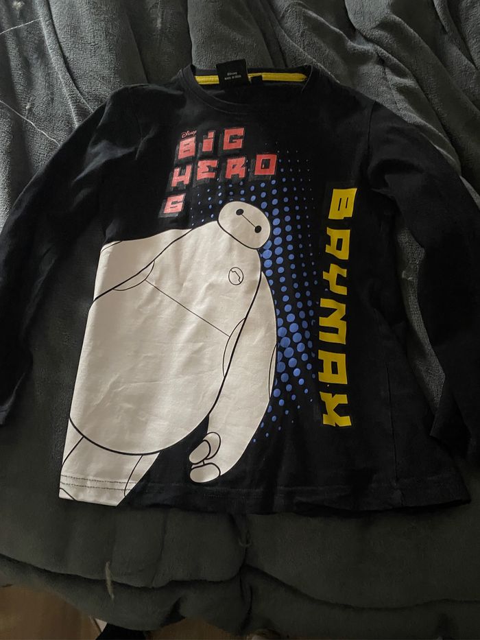 T-shirt manches longues les nouveaux héros 7 ans 122cm