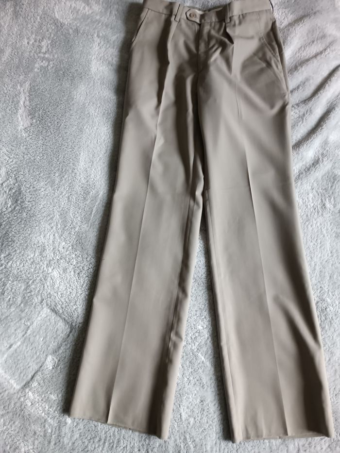 Pantalon beige homme classique élégant - photo numéro 2