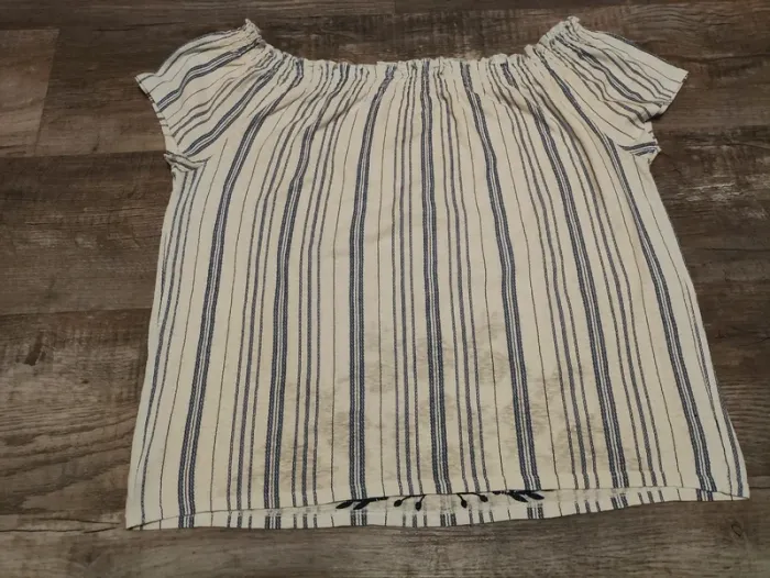 Blouse épaule dégagée - photo numéro 4