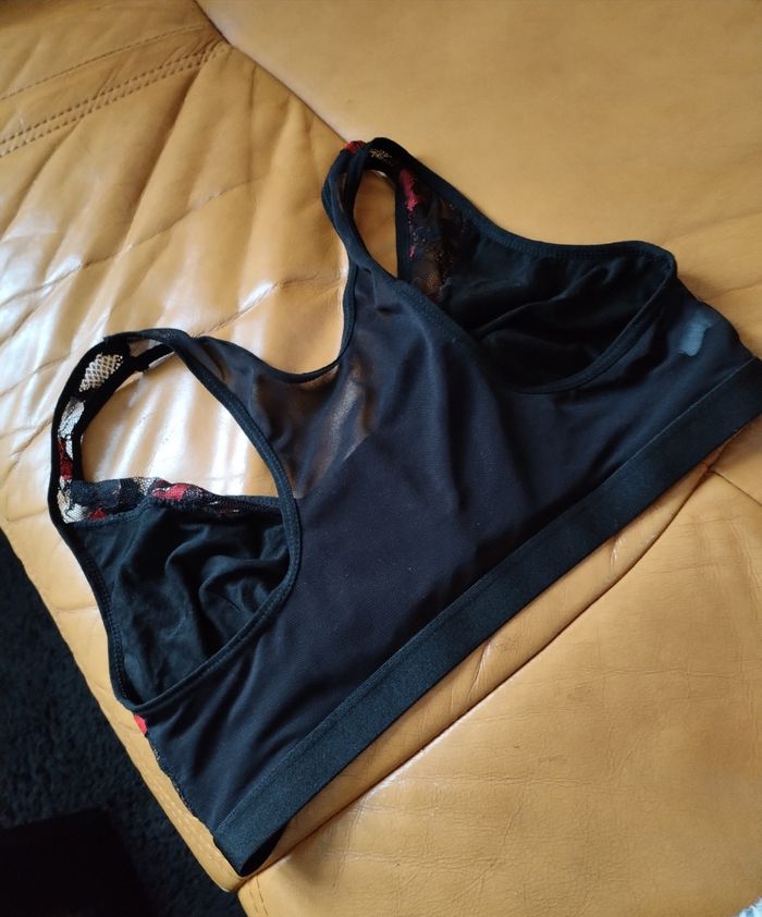 Soutien gorge a cœur - photo numéro 2