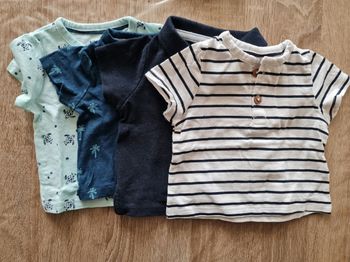 Lot vêtements 1 mois