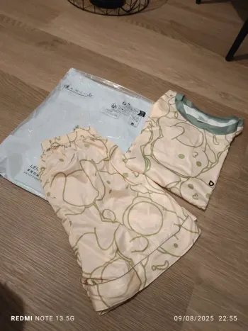 Magnifique pyjama short taille xs