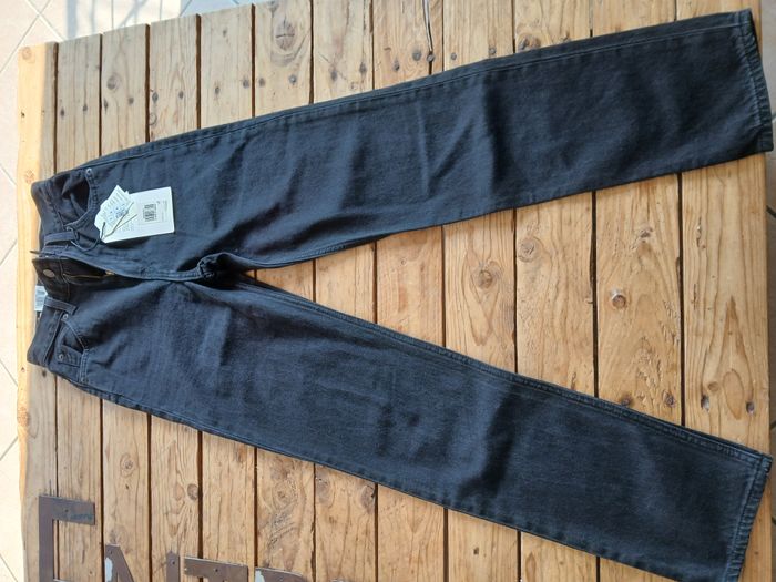 Jeans neuf Levis 70S high slim straight - photo numéro 3