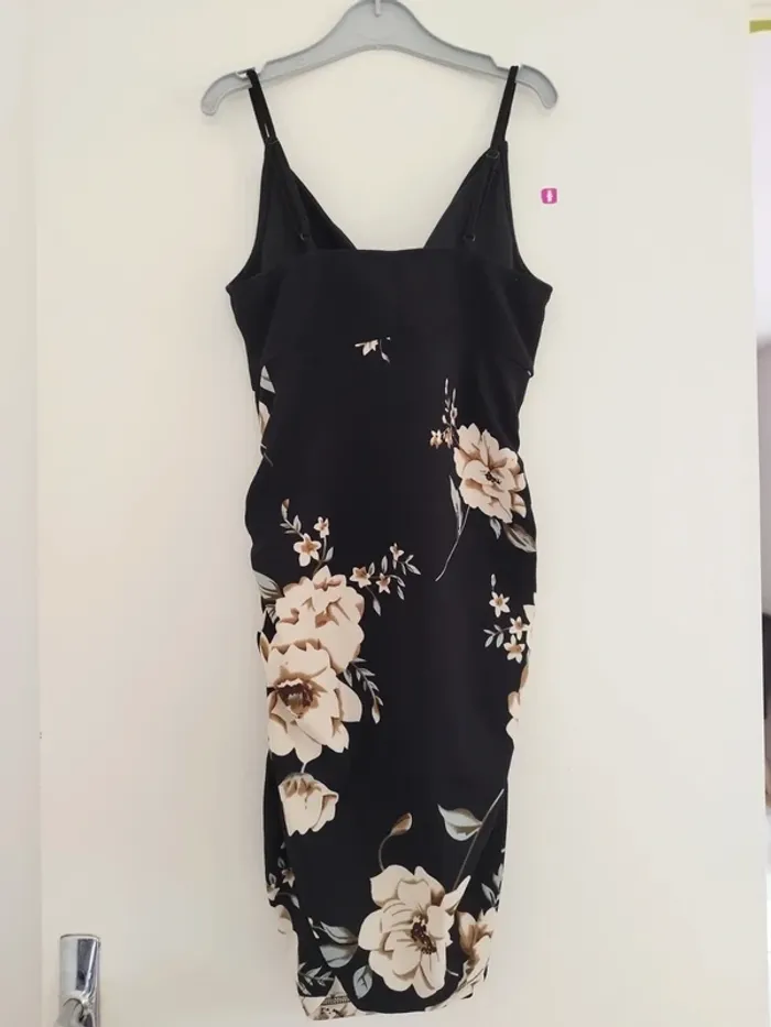 Robe moulante été de grossesse - photo numéro 2