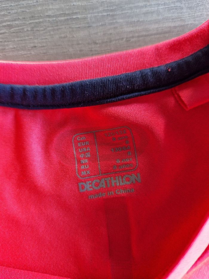 T-shirt decathlon 8 ans - photo numéro 2