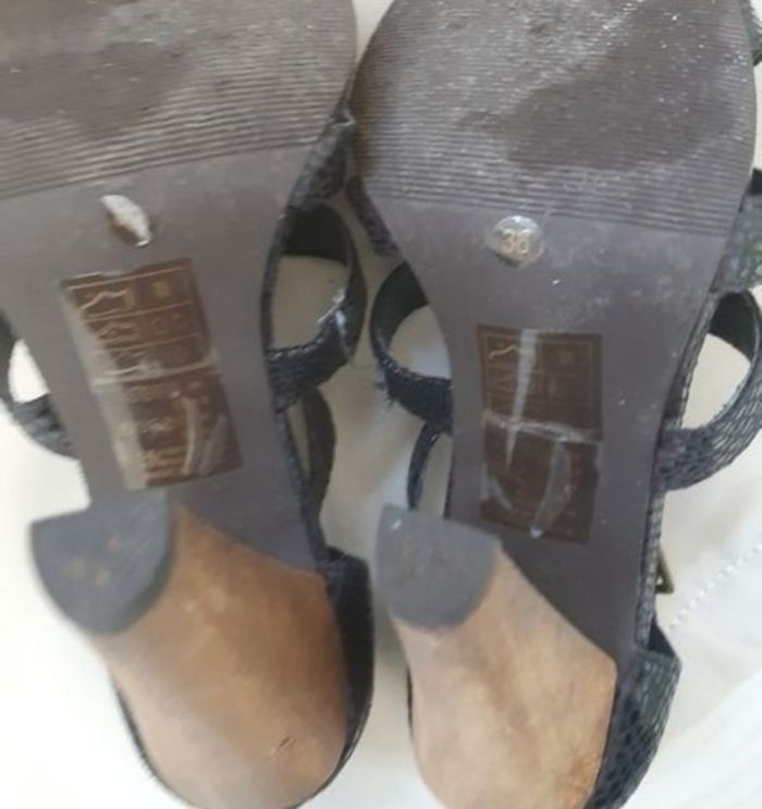 sandales noires à talons  / chaussures d'été - Laura Clément - pointure 36 - photo numéro 4