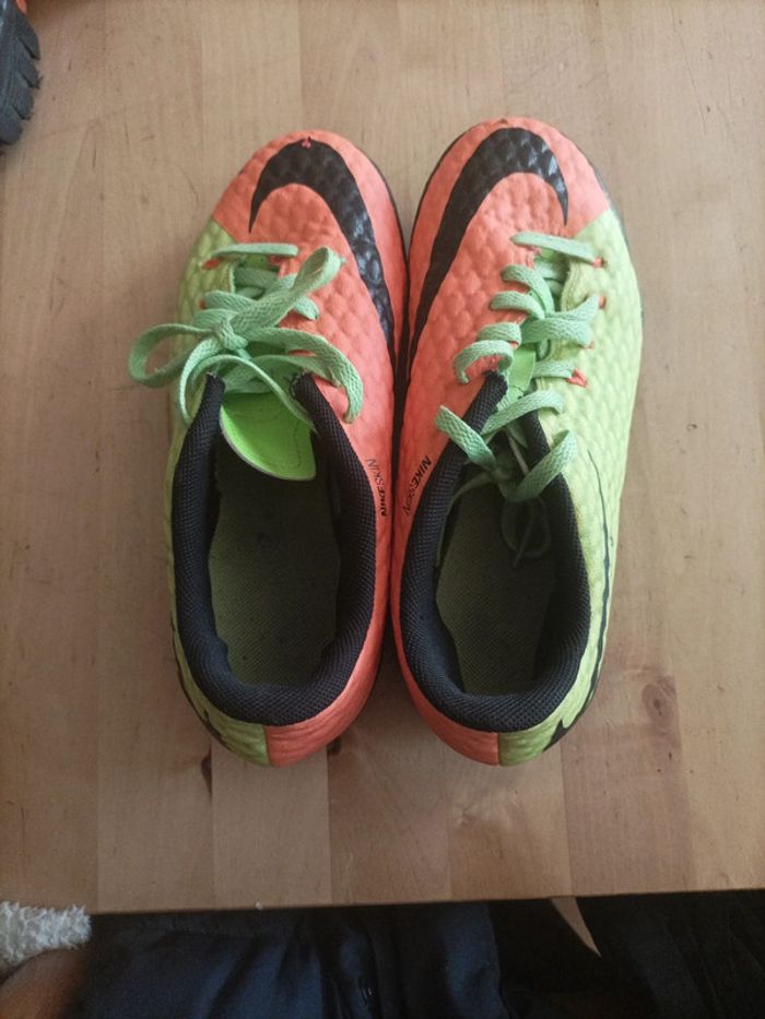 Chaussure foot salle