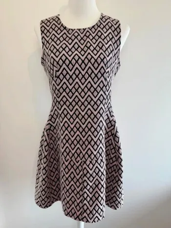 Robe Pinko femme en coton rose et noire taille 40 parfait état