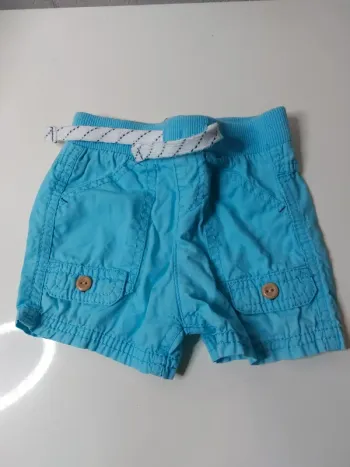 Short bleu " Kiabi"