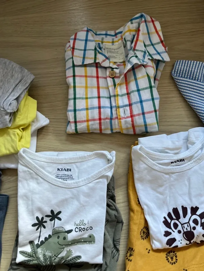 Lot 16 vêtements été 12 mois - photo numéro 5