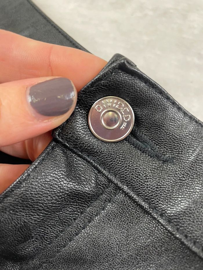 Short H&M simili cuir mat 36 - photo numéro 2