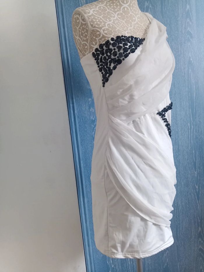 Robe cocktail neuve - photo numéro 2