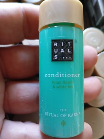 Lot de 100 après shampoing rituals