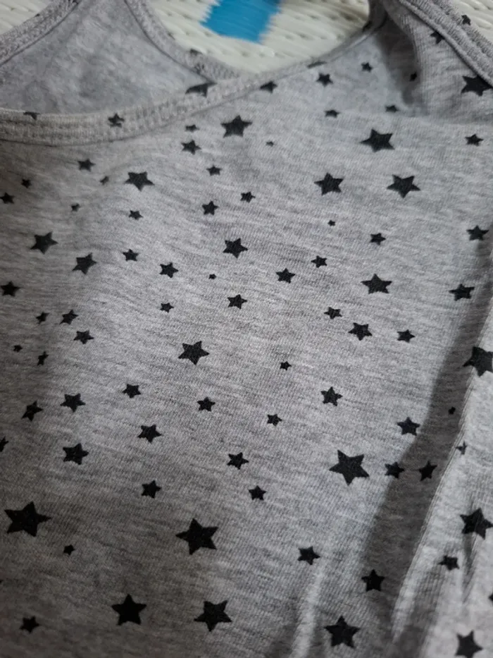 Débardeur étoiles - photo numéro 3