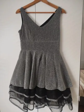 Robe paillettés taille 38