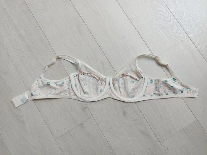 Soutien gorge Dim Generous Neuf - photo numéro 4