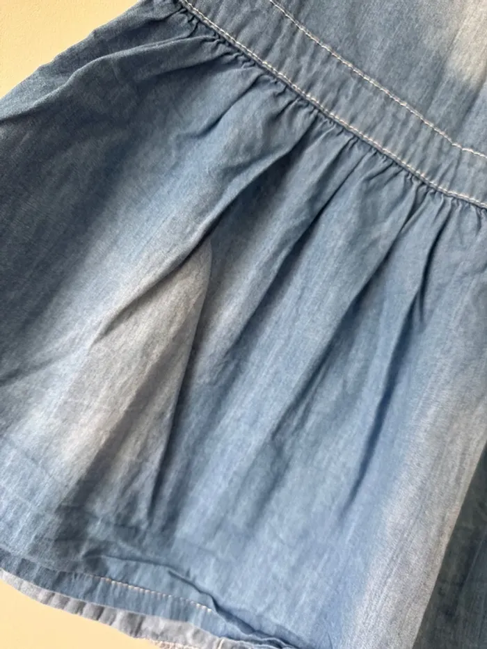 👗 robe effet jeans avec perle - bébé fille - 24 mois - très bon état - pretty baby - photo numéro 9