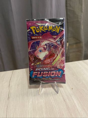 Booster Pokémon Poing de fusion illustration Mew