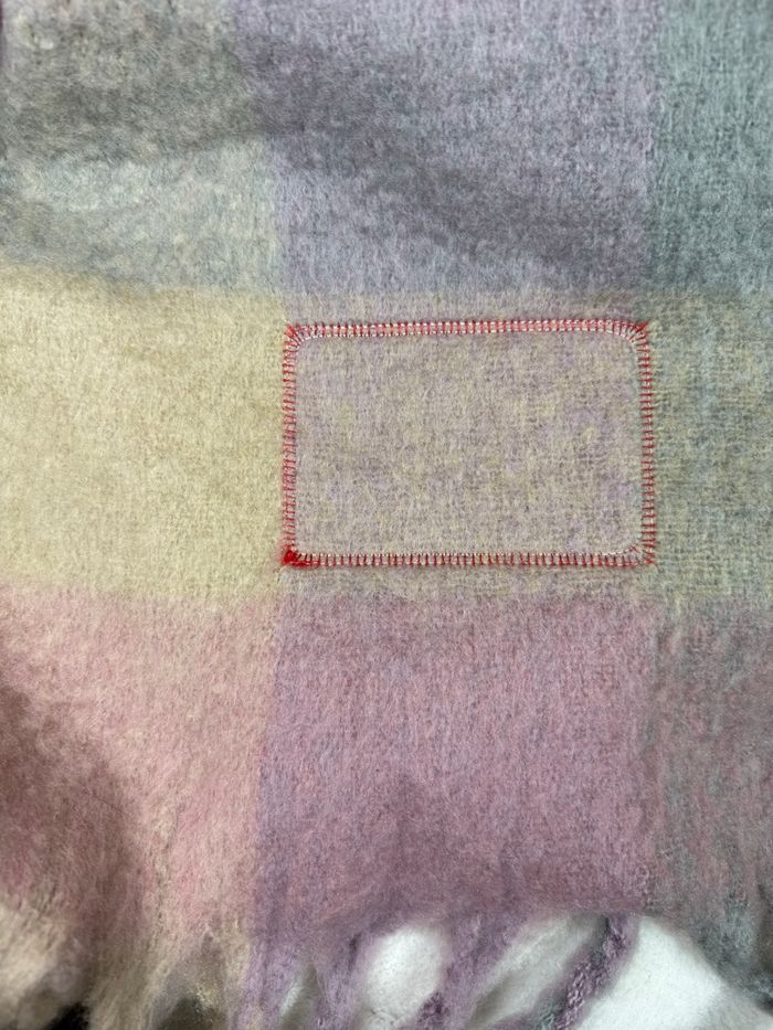 Acne Studios écharpe mohair carreaux rose/lila - photo numéro 5
