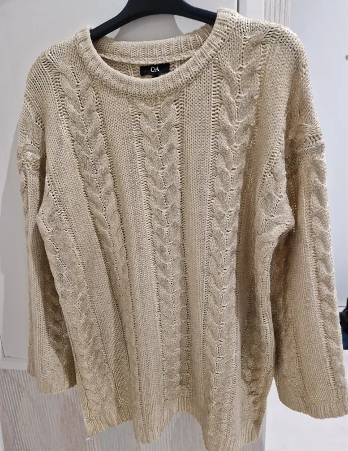 Pull doré C & A, taille grand