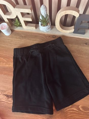 Short noir 2/3 ans