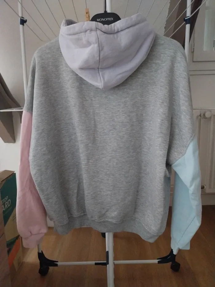 Pull à capuche - photo numéro 3