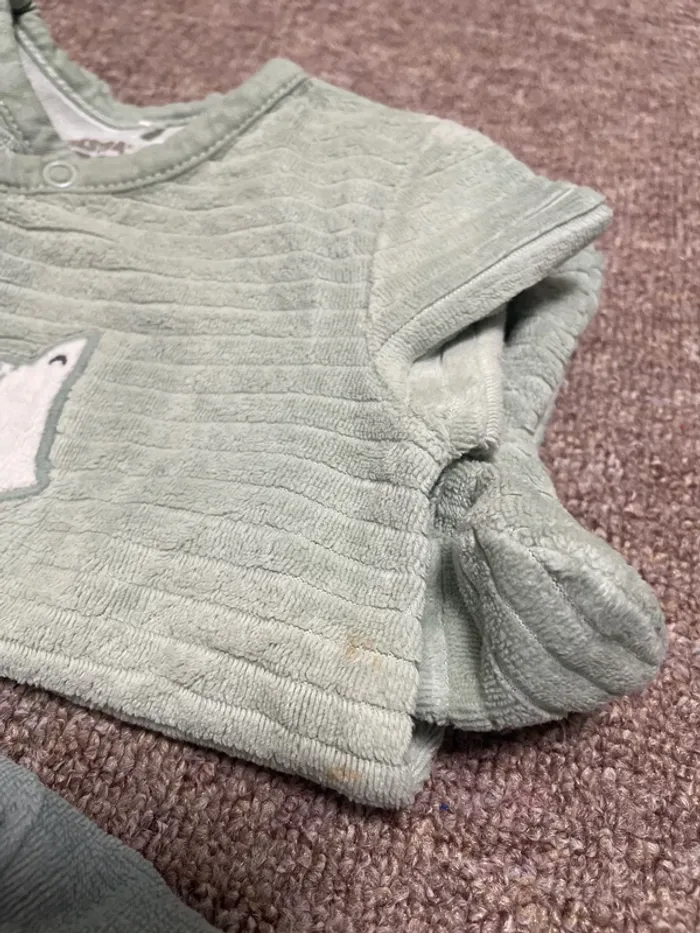 Lot 3 mois tache - photo numéro 6