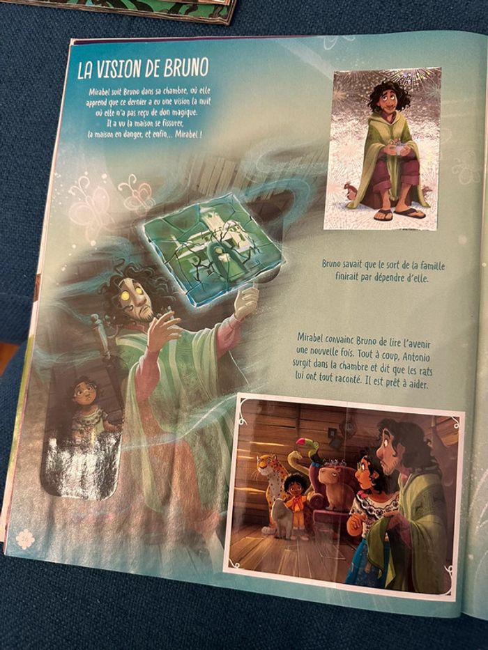 Album livre Panini complet stickers autocollants Disney Encanto famille Madrigal - photo numéro 10