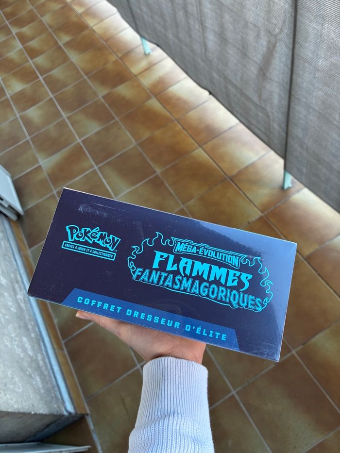 ETB Méga Évolution  02 - Flammes Fantasmagoriques - photo numéro 5
