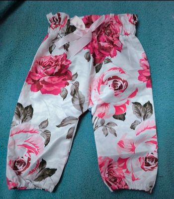 Pantalon fille fluide 18 mois neuf