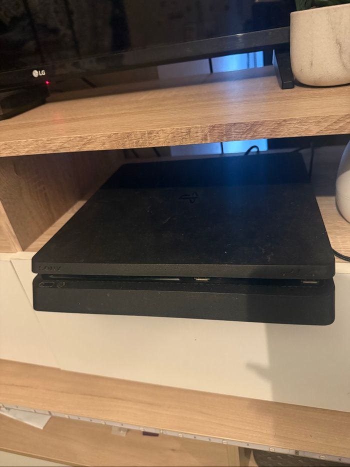 Ps4 lecteur hs - photo numéro 2