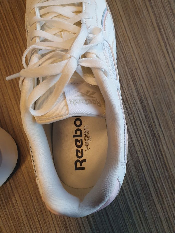 Superbe paire de baskets Reebok 🌸 - photo numéro 5