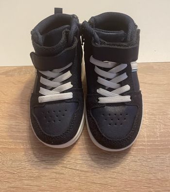 Baskets montante kiabi neuve