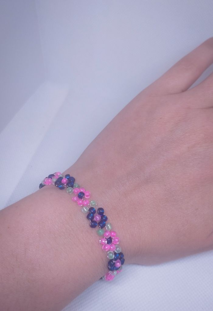 Bracelet fleur - photo numéro 2