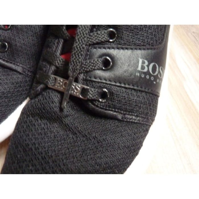Baskets homme chaussure Hugo Boss sneakers 38 toile noir rouge TBE - photo numéro 2
