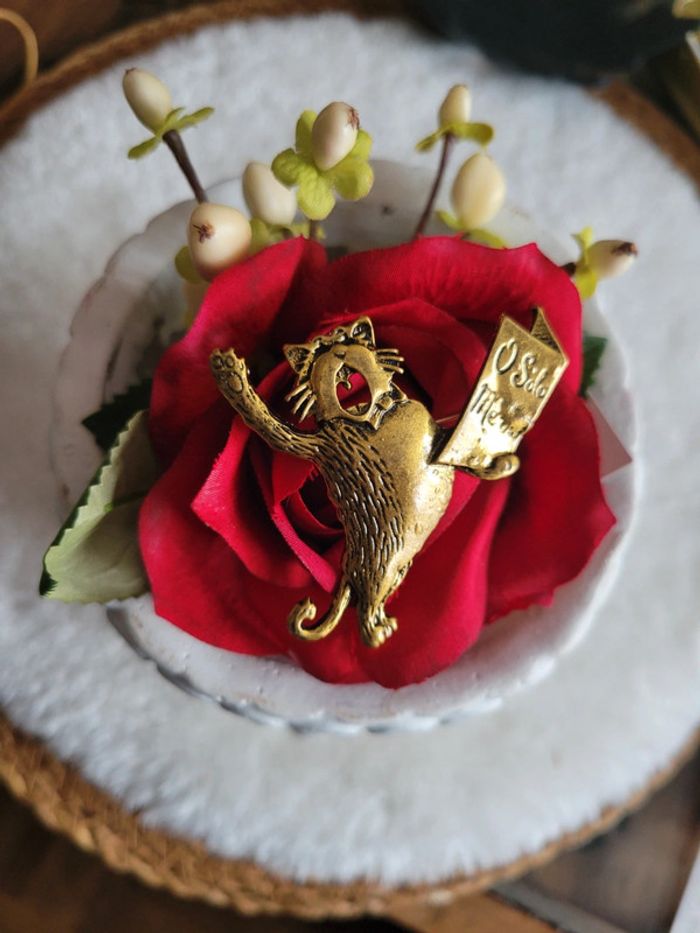 Broche / pendentif chat chanteur - photo numéro 2