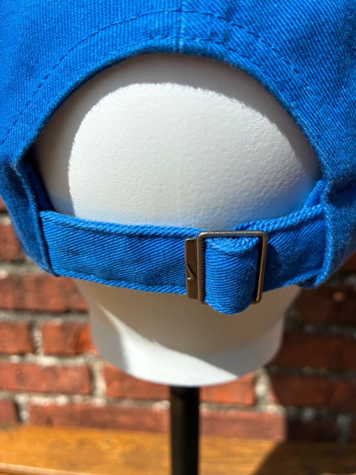 Casquette Nike bleue neuve - photo numéro 4