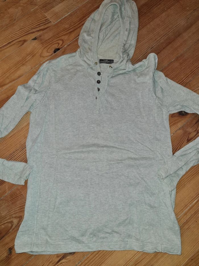 Pull gris