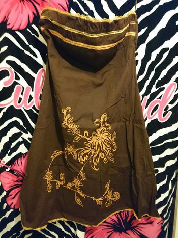 Robe bustier avec liseré en dentelle