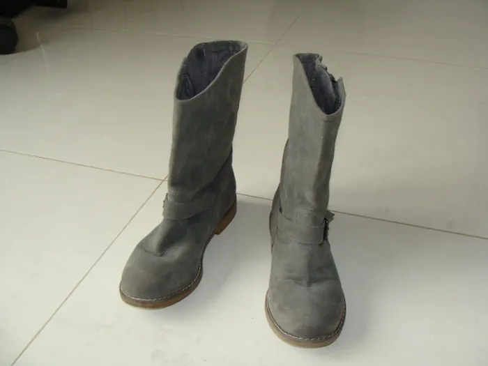 Bottes croute de cuir - photo numéro 2
