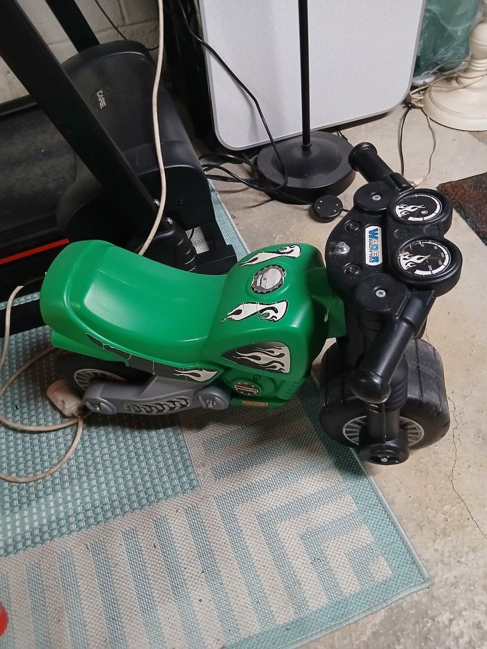 Moto Très bon état - photo numéro 2