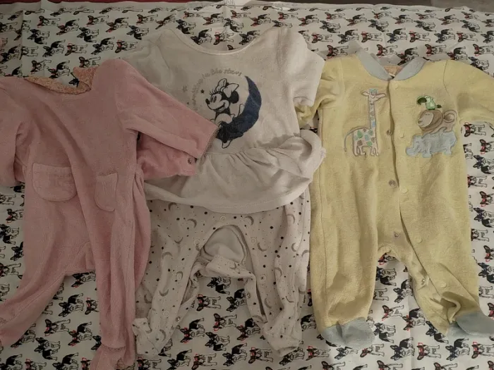 Lot 9pyjamas - photo numéro 4