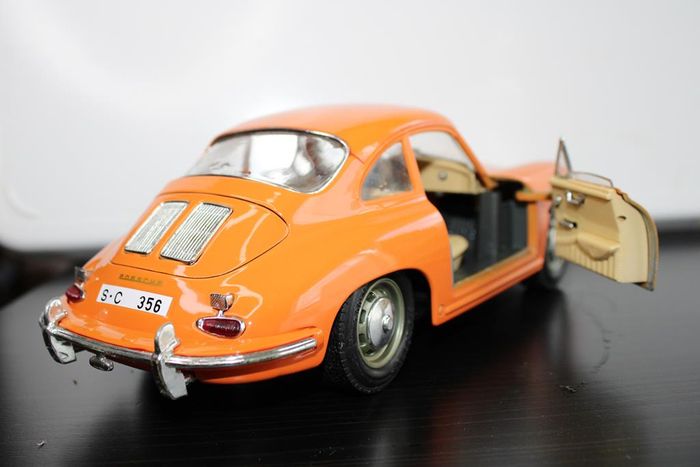 Bburago Porsche 356 B - photo numéro 6